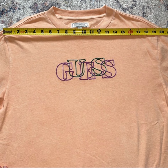 GUESS Originals Staggered Logo T-Shirt - Picture 4 of 9